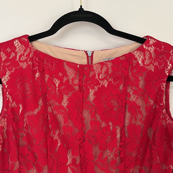 Women’s formal dress, red lace with nude lining, slim, 2P, worn once - Picture 2 of 5